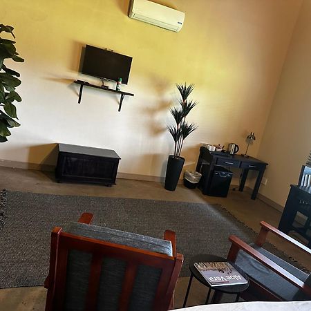 Iphofolo Lodge & Tented Camp Vivo المظهر الخارجي الصورة