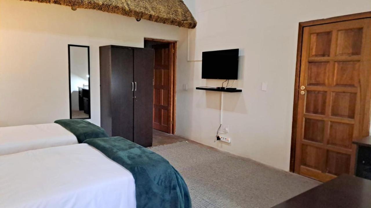 Iphofolo Lodge & Tented Camp Vivo المظهر الخارجي الصورة